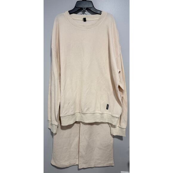 New Comfrt Waffle Lounge Set Ivory XL Unisex - Picture 3 of 10